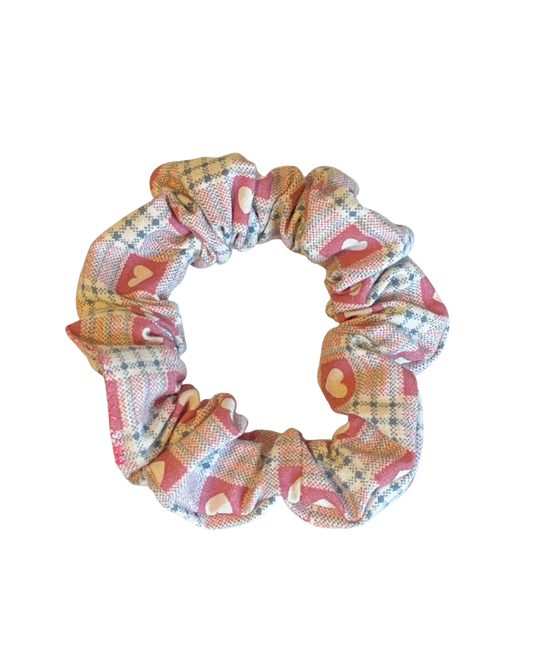 Skinny plaid heart scrunchie