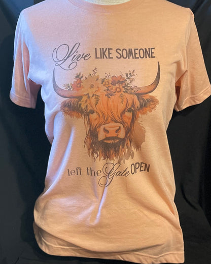 Pink highland cow: live like someone left the gate open T-shirt