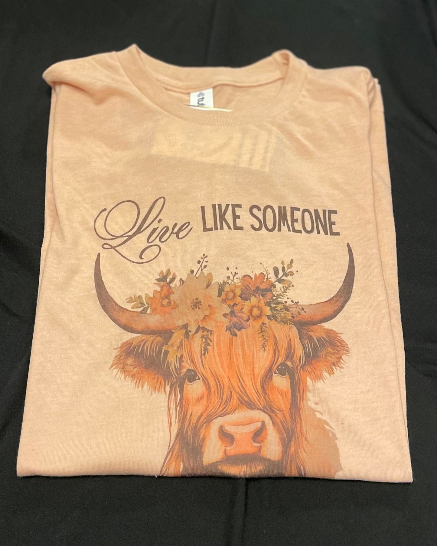 Pink highland cow: live like someone left the gate open T-shirt