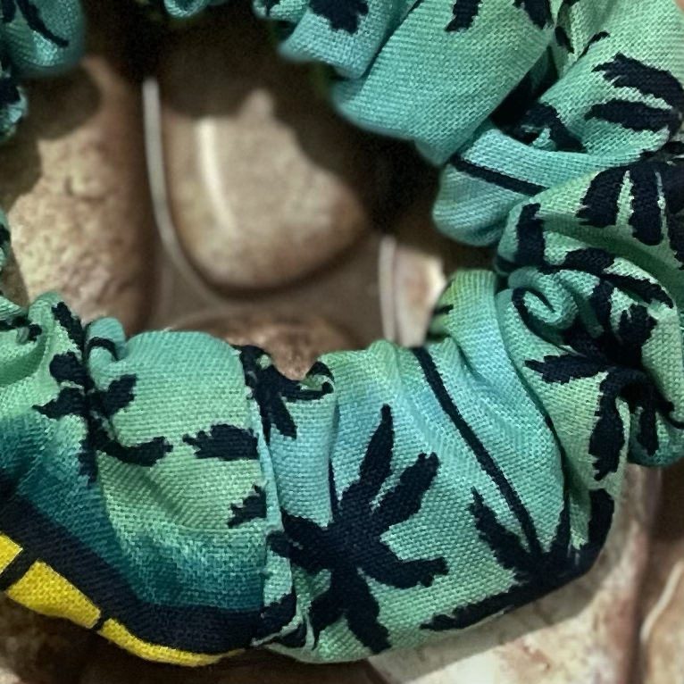 Erica Skinny Scrunchie