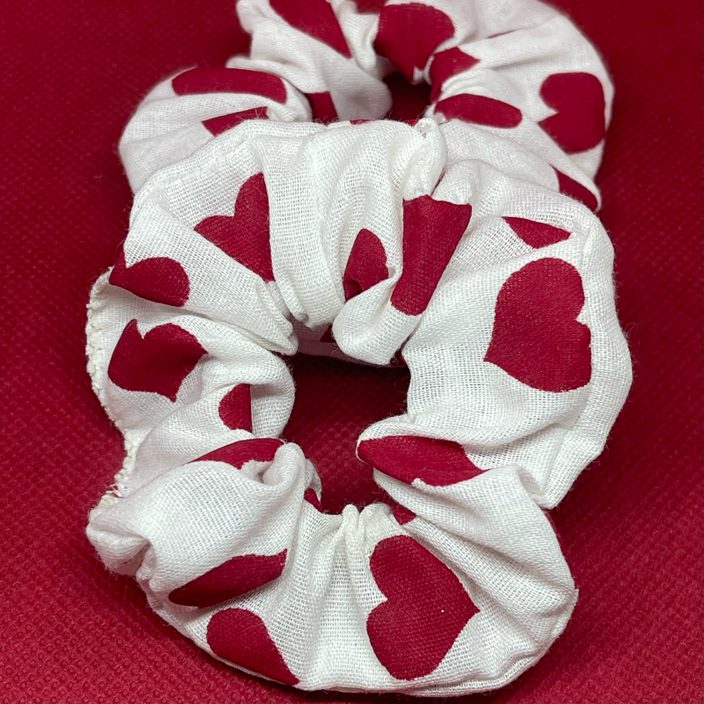 Mini white scrunchie with red hearts