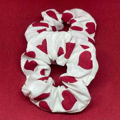 Mini white scrunchie with red hearts