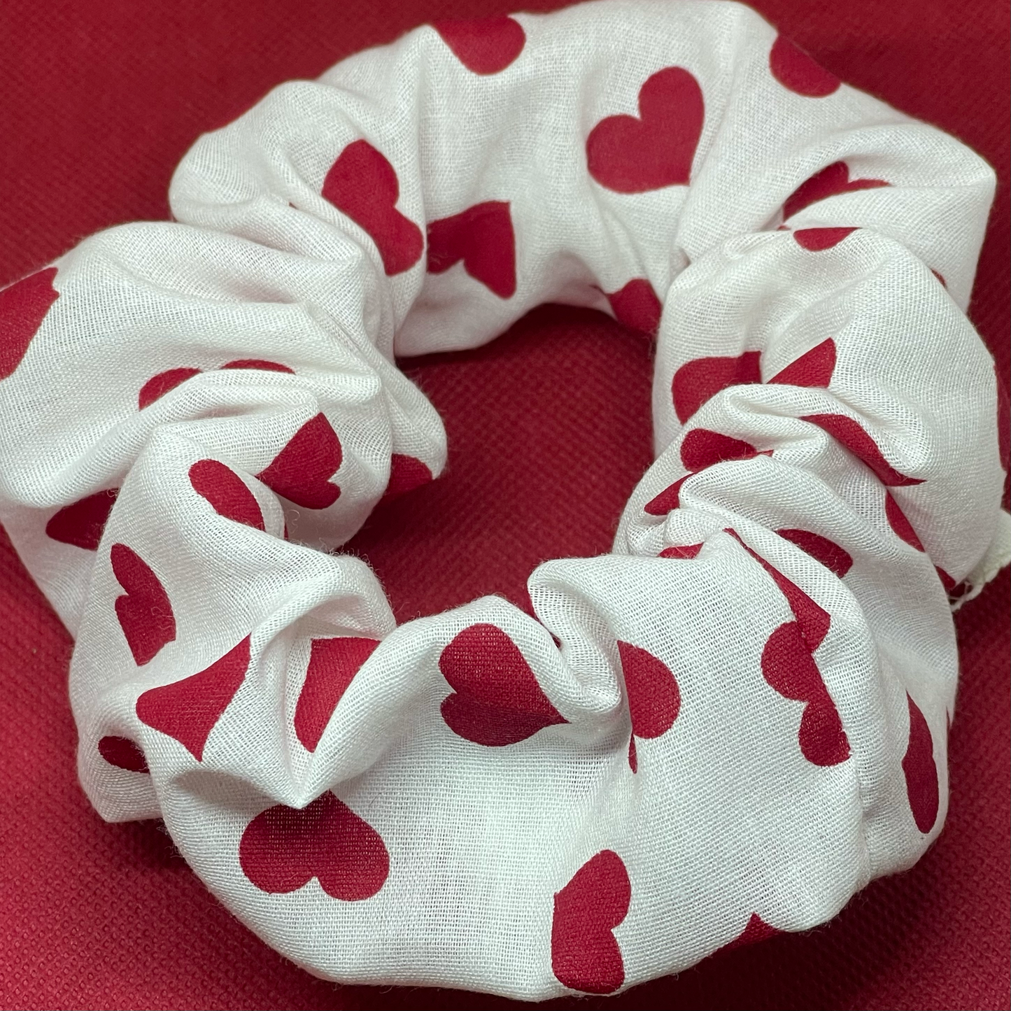 XL White Heart Scrunchie
