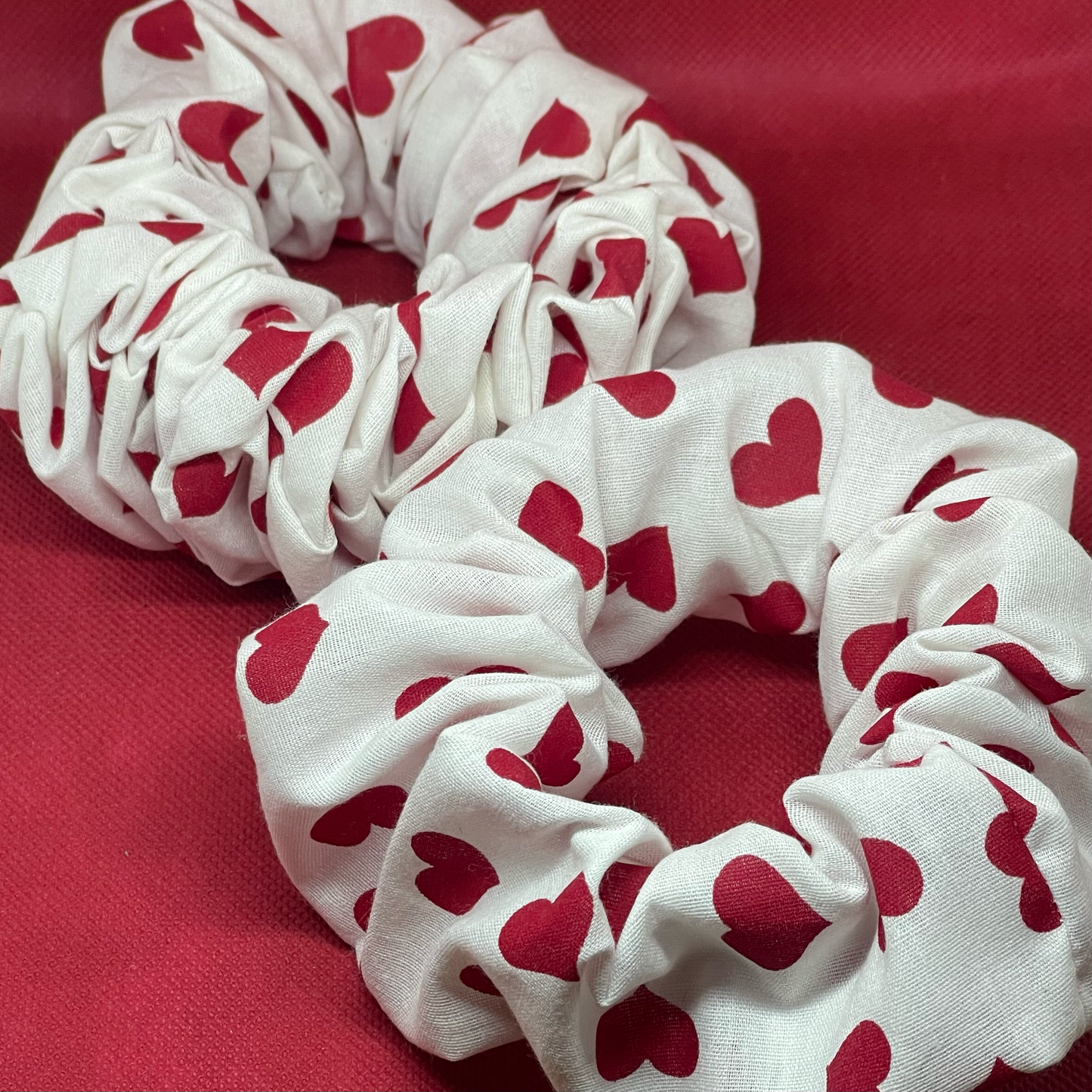 XL White Heart Scrunchie