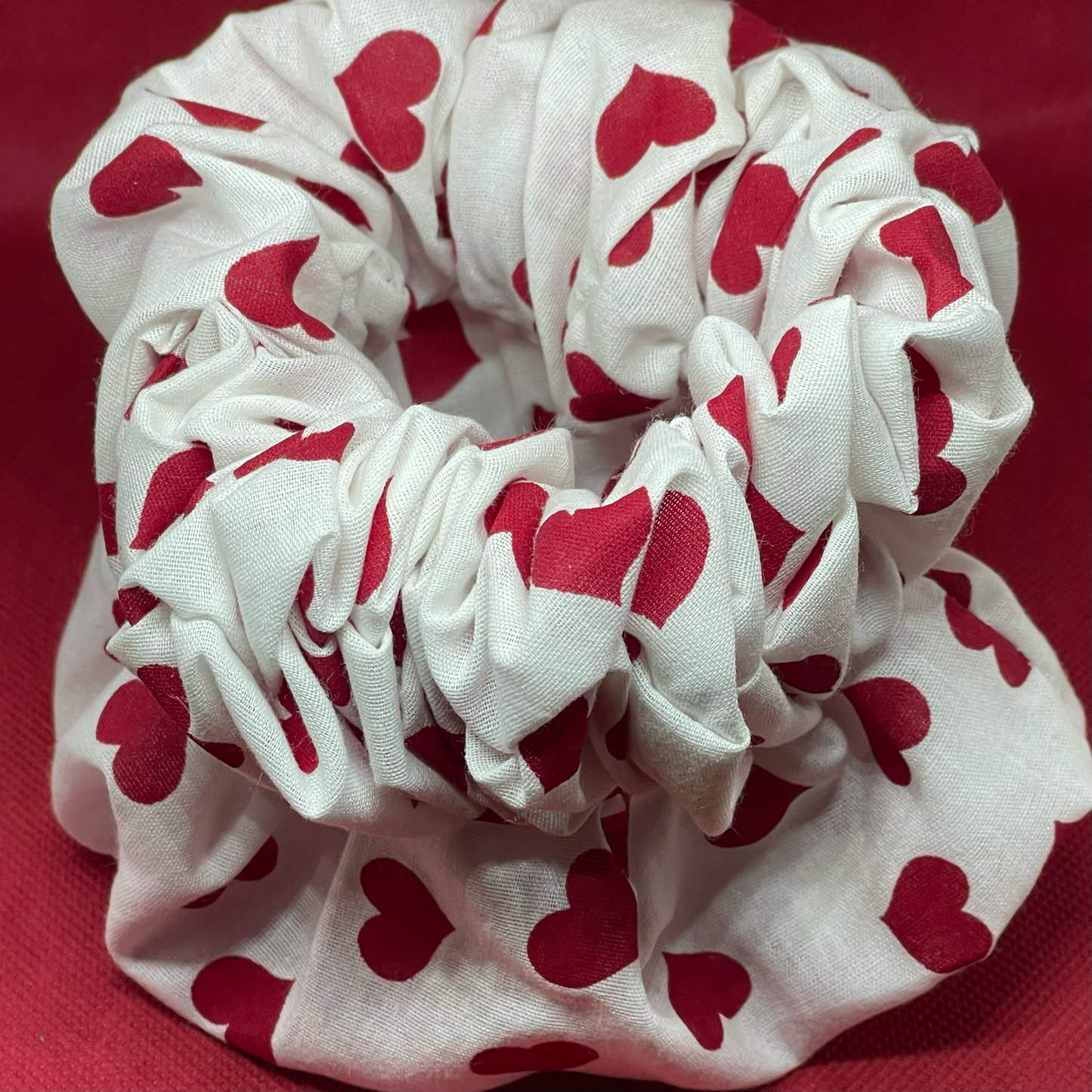 XL White Heart Scrunchie