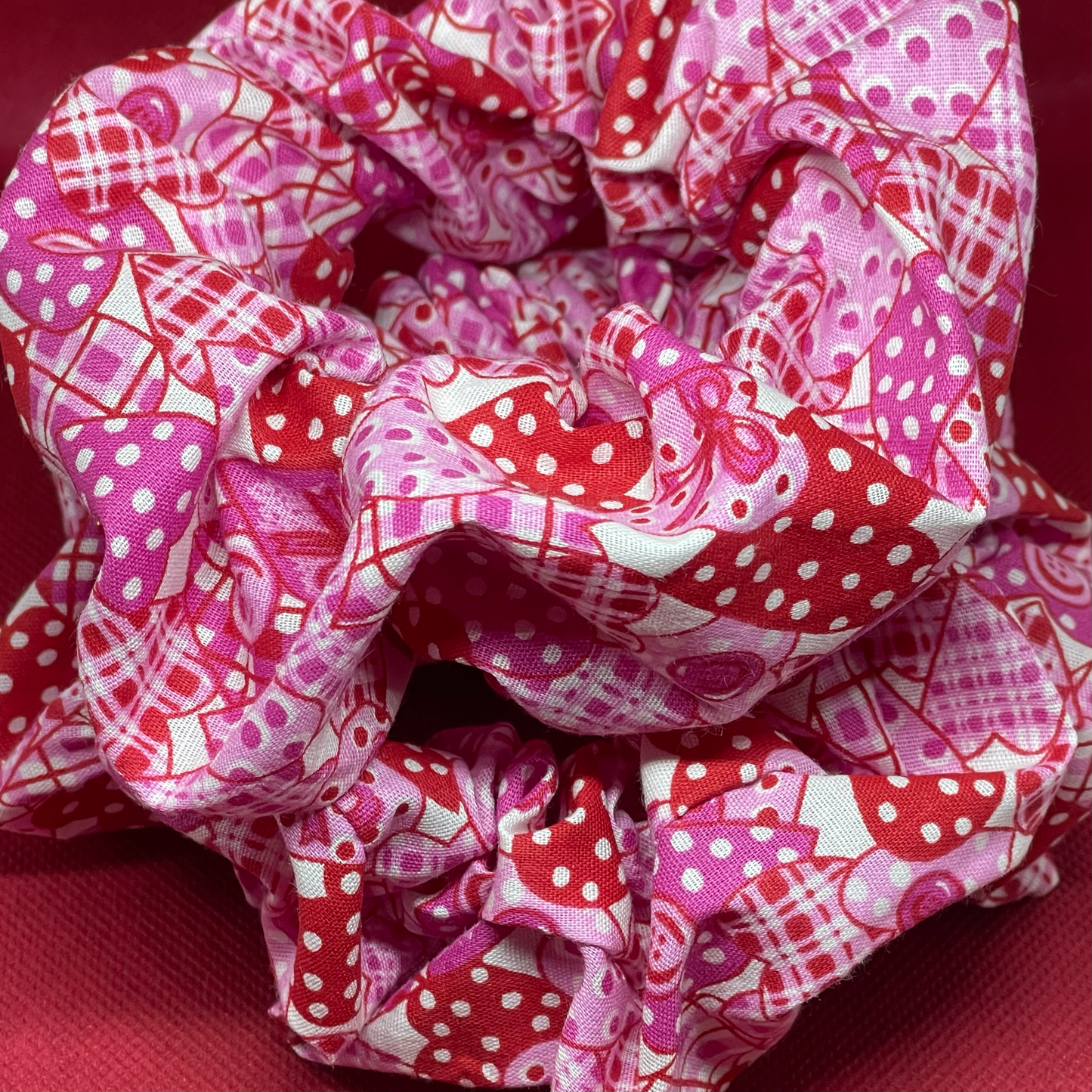 XXL Light pink heart scrunchie