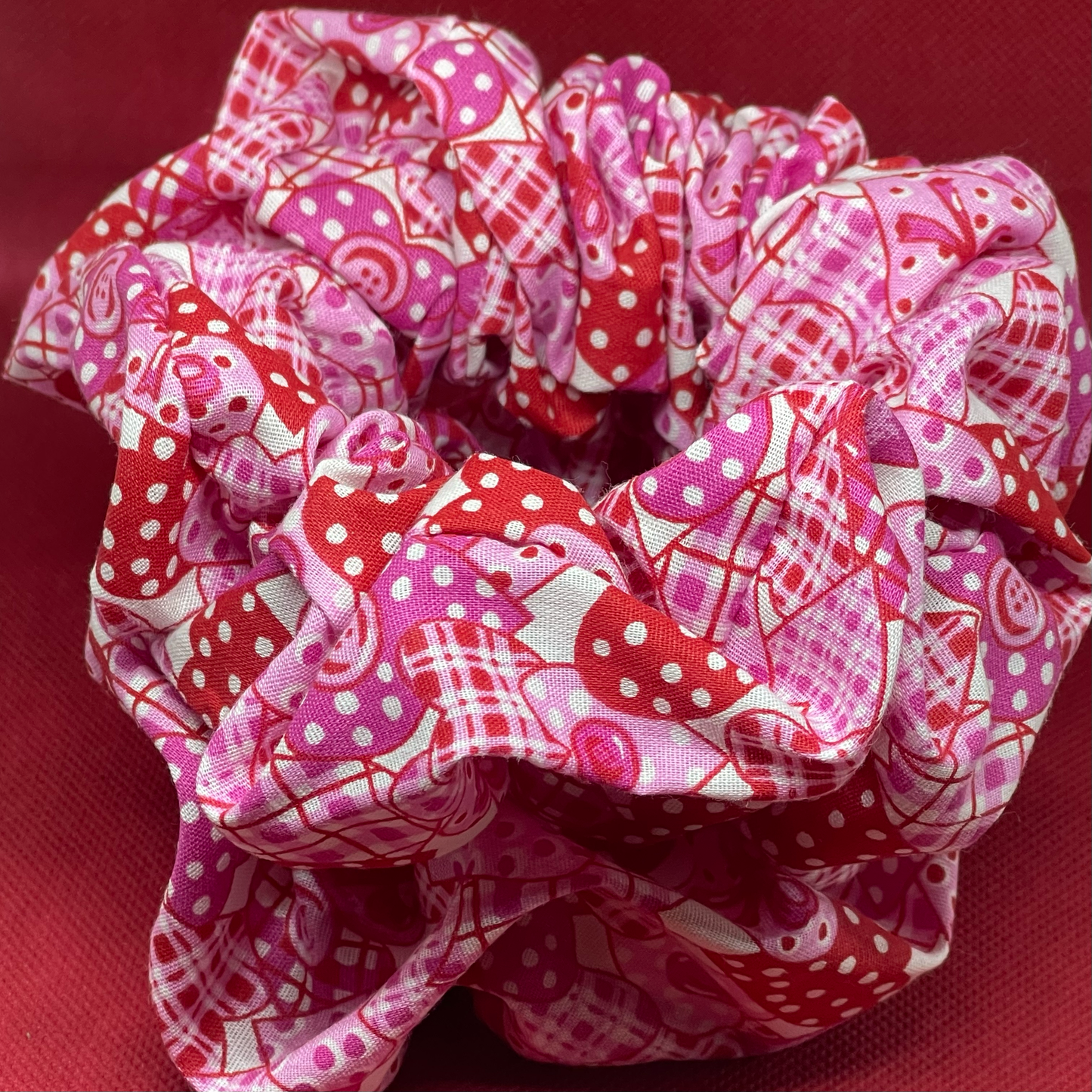 XXL Light pink heart scrunchie