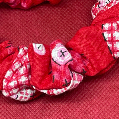 Skinny Red Hearts Scrunchie