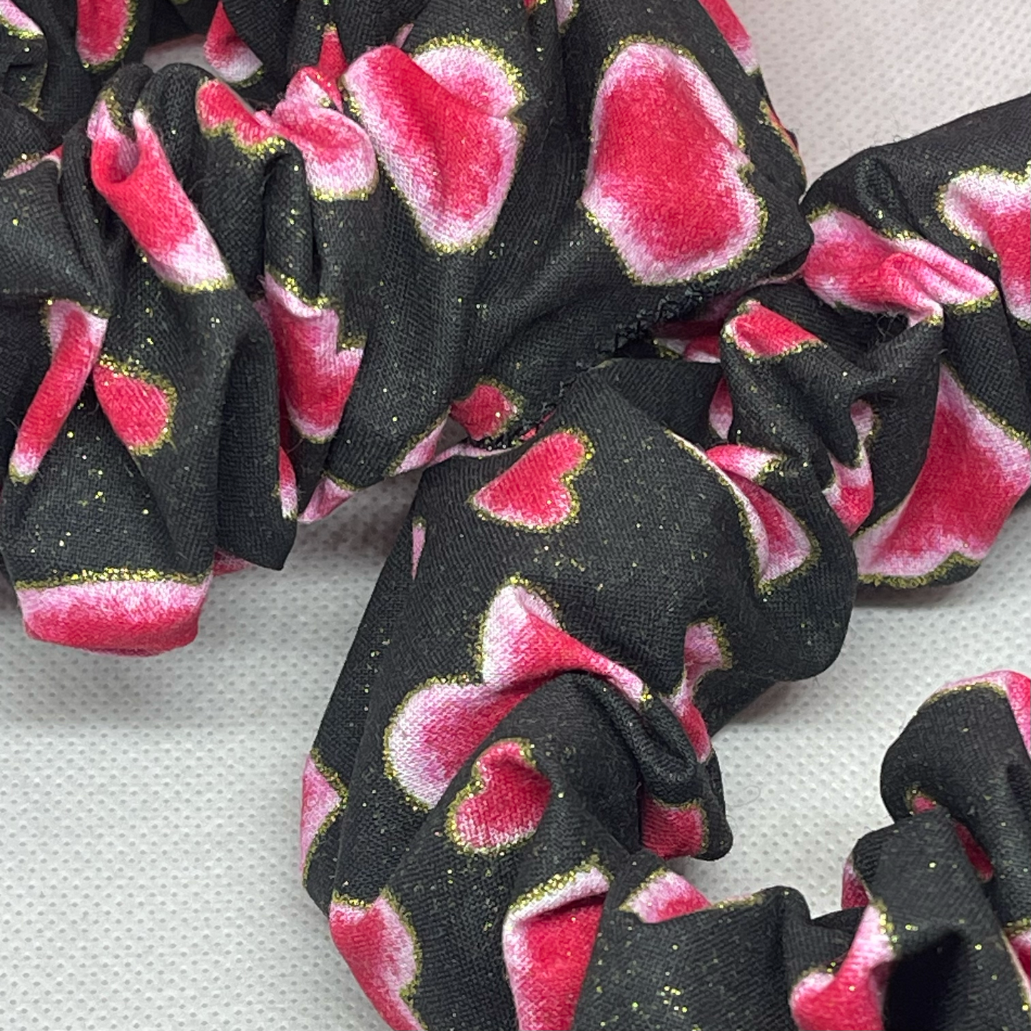XXL Black heart scrunchie