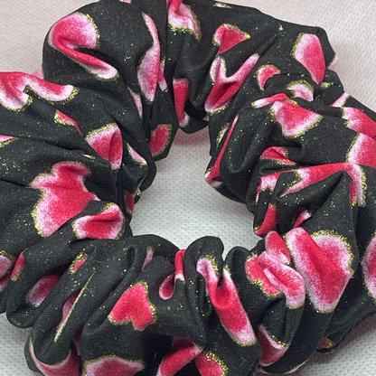 XXL Black heart scrunchie