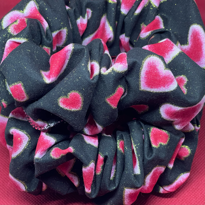 XXL Black heart scrunchie