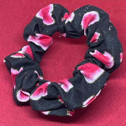 Skinny black scrunchie with pink hearts