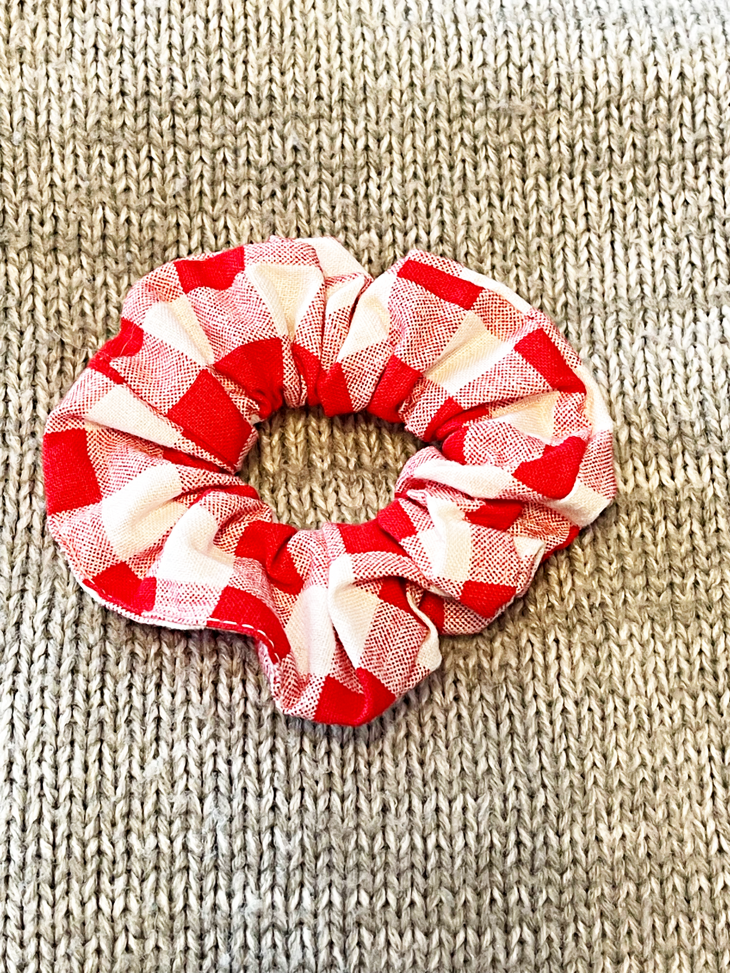 Tara Rose Mini Scrunchie