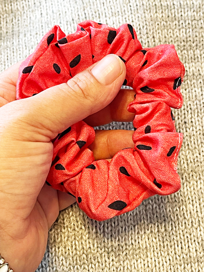 Julie Skinny Scrunchie