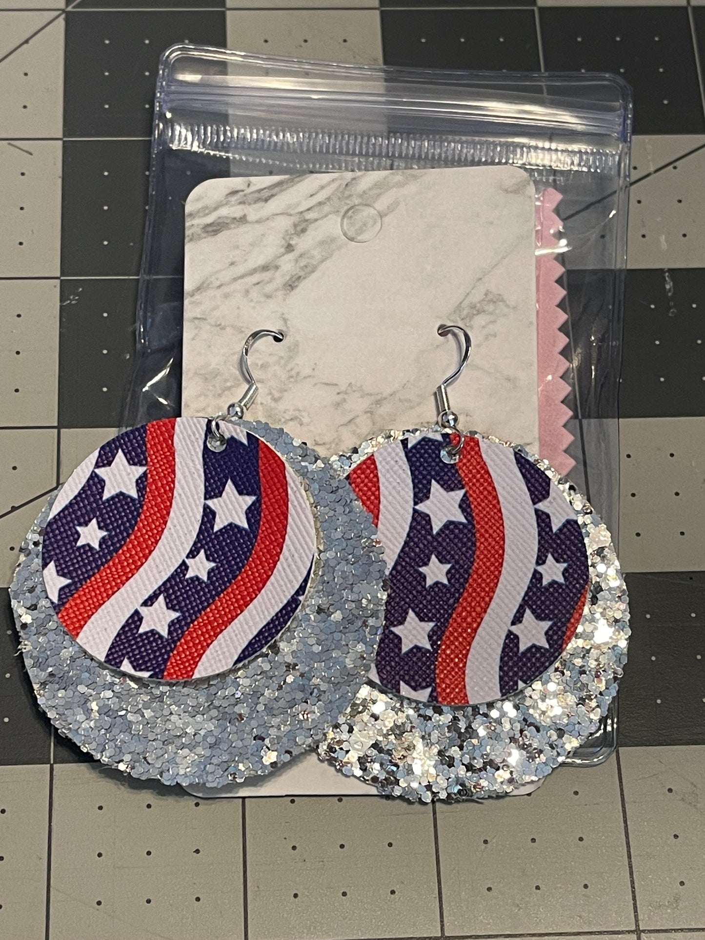 Faux Leather 4th of July Earrings- Large Circle Silver Glitter with Stars and Stripes