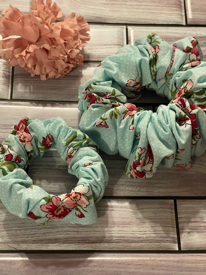 Brooke Flora XL Scrunchie