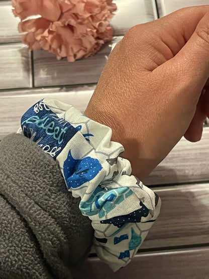 Georgia Sky standard scrunchie